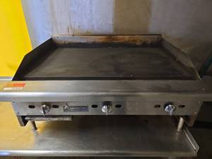lot 7318 image: American Range 36 Commercial Flat Top Griddle