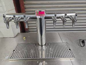 lot 7353 image: 6-Tap Draft Beer Tower System with Drip Tray