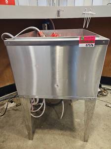 lot 7376 image: Wunder-Bar 10-Line Beverage Dispenser System Model FS21239LS