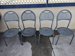 lot 8265 image: Emu Coupole Steel Outdoor Patio Dining Chair - Set of 4