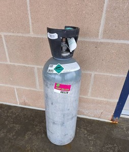 lot 8328 image: Carbon Dioxide Gas Cylinder