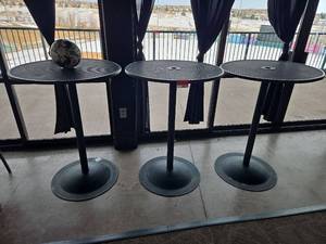 lot 9004 image: Round Bar Height Table with Metal Mesh Top - Set of 3