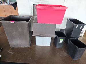 lot 9015 image: Bulk Lot of (5) Plastic Waste Bins - Various Sizes