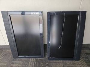 lot 9032 image: NOC 32 LCD TVs (Model L3W761) - Set of 2