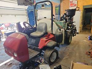 lot 2505 image: Toro Multi Pro 1750 Commercial Turf Sprayer