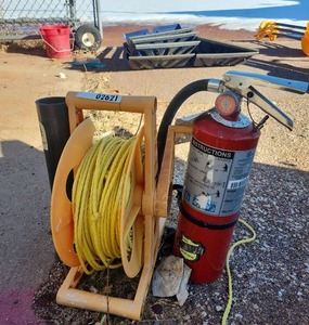 lot 2621 image: Buckeye Fire Extinguisher with Safety Rope Reel