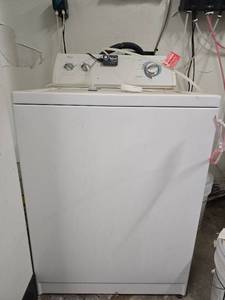 lot 2742 image: Whirlpool Top Load Washer W Taurus HYDRO system