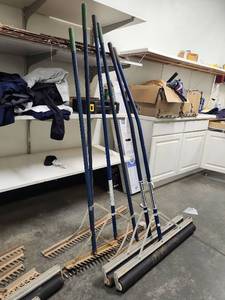 lot 2794 image: Midwest Rake Professional Landscape Rakes and Rollers - Set of 6