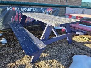 lot 6698 image: 6ft Blue Wooden Picnic Table