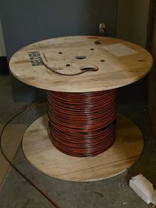lot 6710 image: Belden UL Communications Cable Spool K7185194