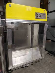 lot 6755 image: Gold Medal Whiz Bang 2005 Commercial Popcorn Machine