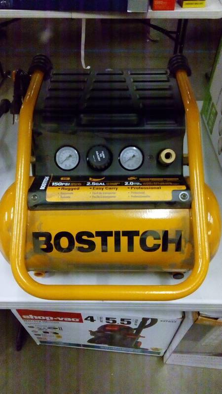 lot 4286 image: Bostitch 2.5 Gallon Air Compressor