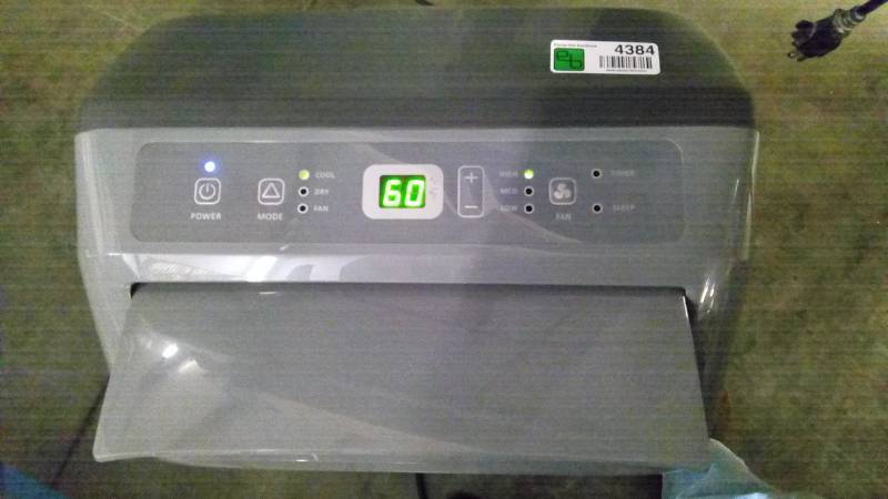 lot 4384 image: Hisense portable air conditioner