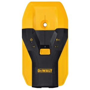 lot 4253133 image: DEWALT 1-12 in. Stud Finder MSRP $32.00