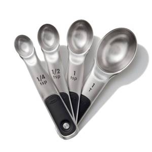 lot 8230 image: OXO Good Grips 4 Piece Stainless Steel Measuring Spoons with Magnetic Snaps