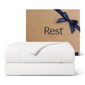 lot 3194 image: REST� Evercool� Cooling Comforter, FullQueen, Blanket for Hot Sleepers, All Season Bedding to Keep Cool for Night Sweats, Breathable Lightweight Blanket, 90x90 Inches, Arctic White