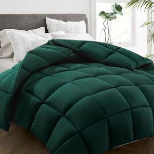 lot 3195 image: HYLEORY All Season Queen Size Bed Comforter - Cooling Goose Down Alternative Quilted Duvet Insert with Corner Tabs - Winter Warm - Machine Washable - Emerald Green
