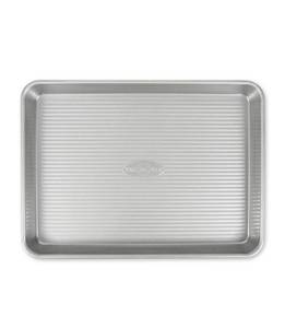 lot 6108 image: USA Pan Bakeware Nonstick Quarter Sheet Pan, Baking Sheet Aluminized Steel used dirty needs cleaned