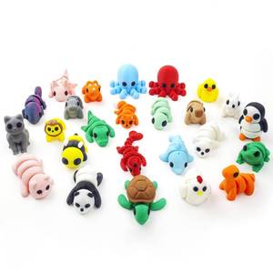 lot 8152 image: 25 PCS Animals Figures, 3D Printed Animals Fidget Toys for Christmas, Fun Party Favors for Kids, Unique Birthday Gift, Classroom Rewards, Desk Pets Articulated Toy