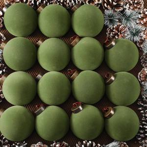 lot 19880 image: Liliful 15 Pcs Velvet Christmas Balls Bulk Flocked Christmas Tree Ball Ornaments Plastic Xmas Decorative Hanging Ornaments(Green,3.15 Inch)