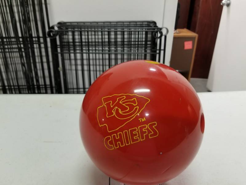 Brunswick KC Chiefs Bowling Ball  Blinkbuy Collectibles Auction