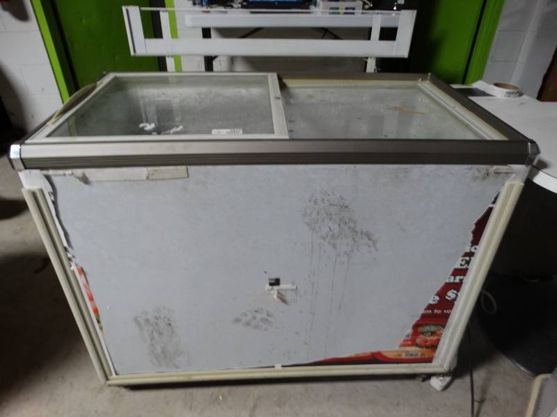 lot 5910 image: Hussman spot freezer on wheels-