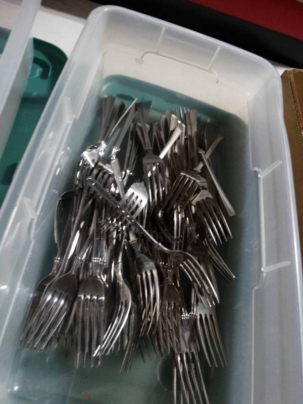 lot 5913 image: Lot of small forks