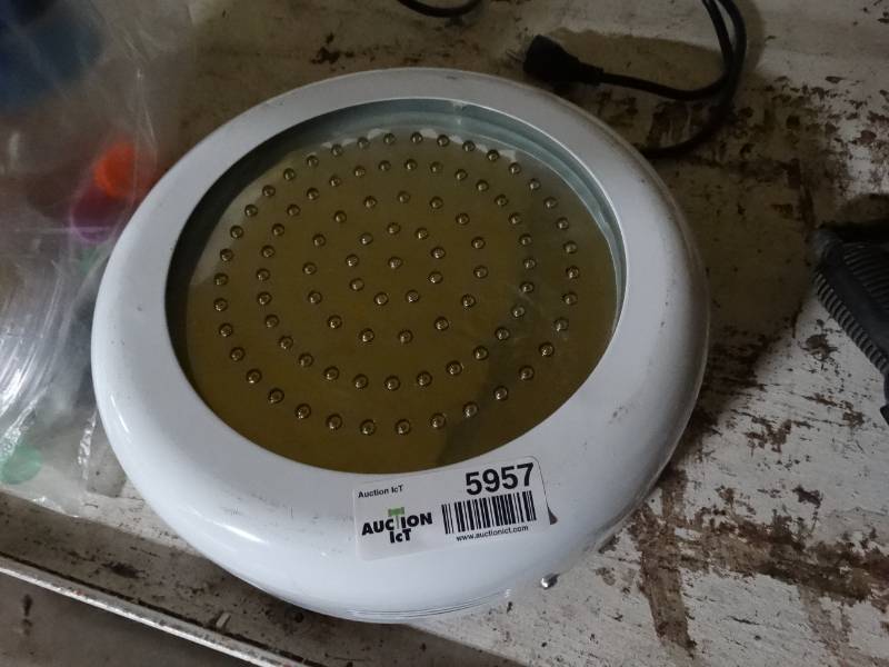 lot 5957 image: High powered LED growing light