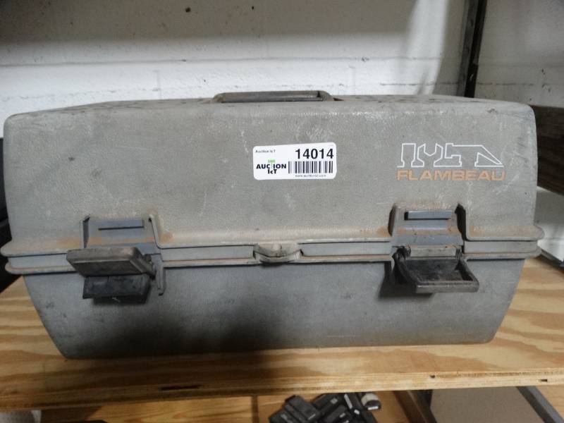 lot 14014 image: Plastic tool box