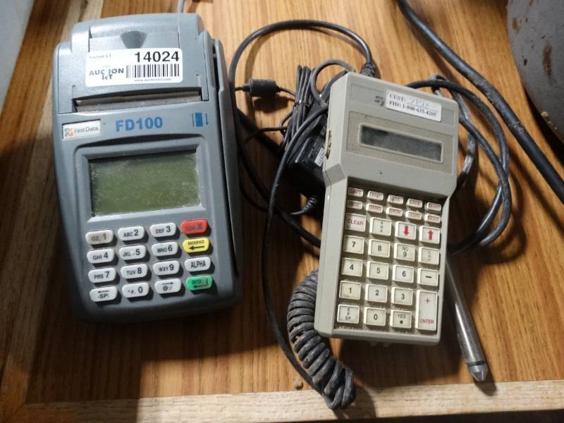 lot 14024 image: Symbol Model 1475 & first data credit card machine