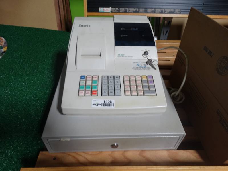 lot 14061 image: Sam4s ER-380 cash register system w key