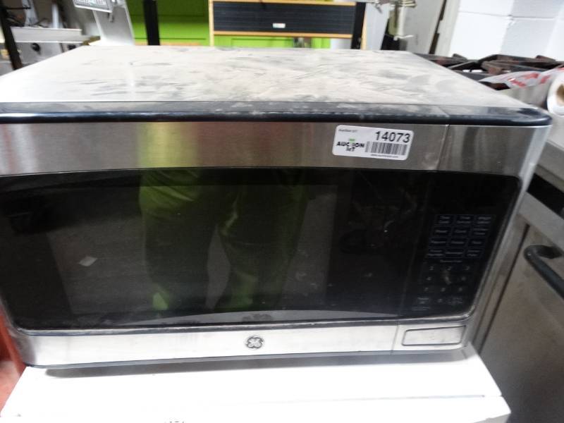 lot 14073 image: GE ss microwave