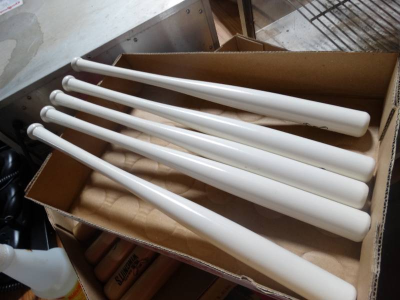 lot 14080 image: Lot of 5 white Wichita Wingnuts 18 wood bats