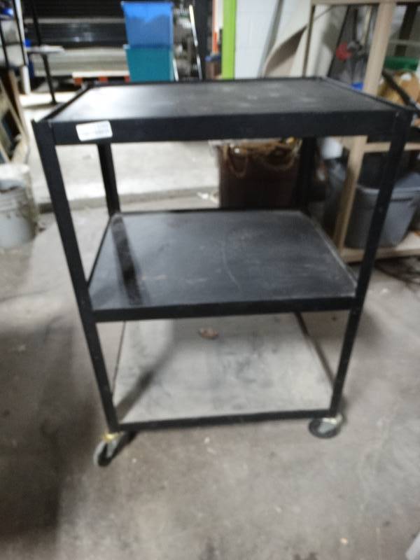 lot 14088 image: Media cart on wheels