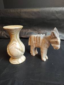 lot 18 image: Carved Onyx Donkey and Vase from Mexico