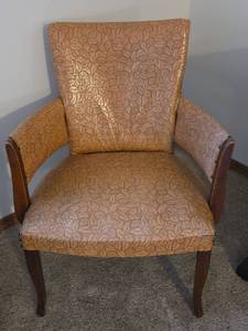 lot 55 image: 1940s Floral Brocade Accent Chair