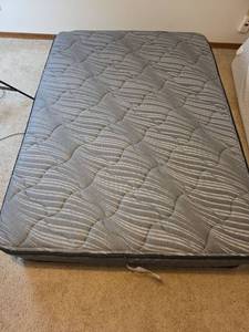 lot 60 image: Sleep Haven Extra Firm Full Size Mattress