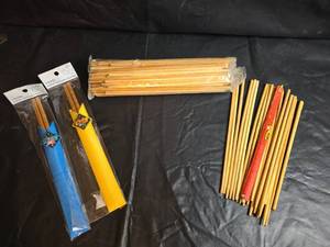 lot 204 image: Assorted Traditional Chopsticks
