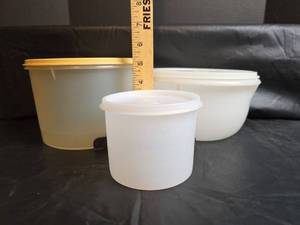 lot 211 image: NEW Tupperware Food Storage Container Set