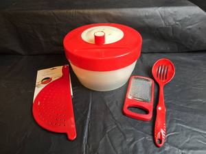 lot 219 image: Red and White Salad Spinner Set with Kitchen Tools