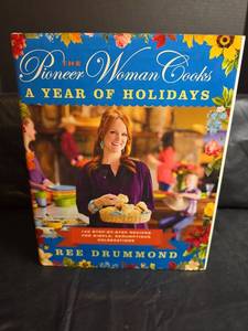 lot 236 image: The Pioneer Woman Cooks A Year of Holidays Cookbook