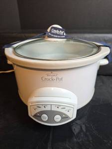 lot 247 image: Rival Crock-Pot Programmable Slow Cooker