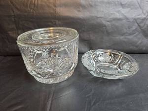 lot 270 image: Cut Crystal Storage Jar with Floral Ashtray