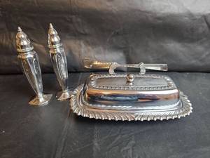 lot 288 image: Sterling Silver Salt and Pepper Shakers with Butter Spread Dish