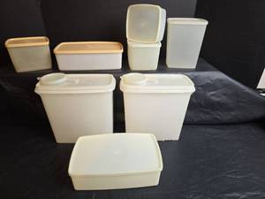 lot 292 image: Tupperware Food Storage Containers