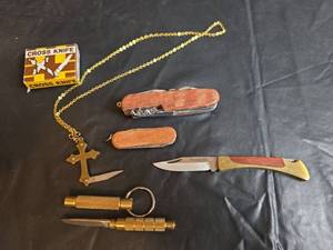 lot 347 image: Pocket Knife Collection
