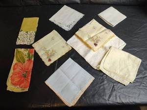 lot 369 image: Vintage Handkerchief Collection