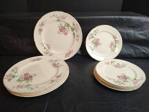 lot 406 image: Vintage Crooksville China Pink Floral Dinner Plates Set, Made in USA, 9 Pieces
