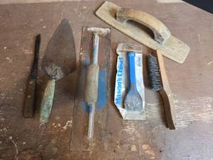 lot 1506 image: Masons Tools with Chisel
