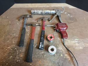 lot 1541 image: Weller Soldering Gun Kit with Kester Solder and Hammers